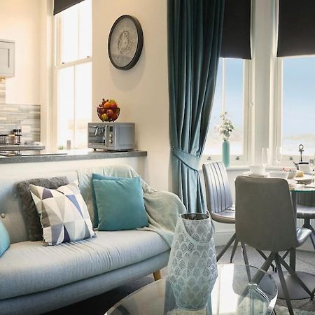 Sea View Serenity Breath Taking Sea View Sleeps 4 スカーバラ エクステリア 写真