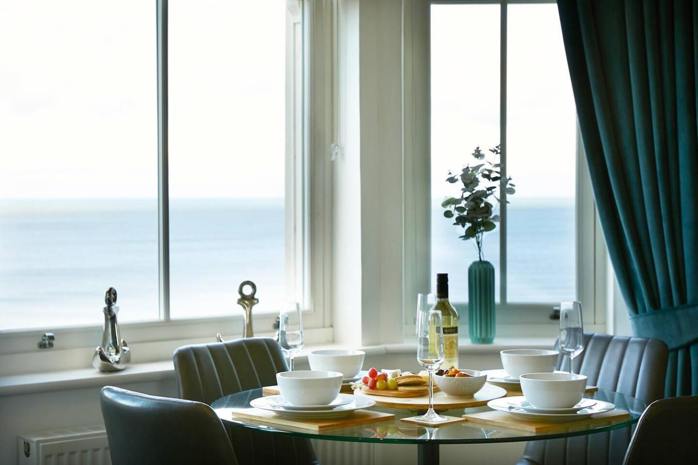 Sea View Serenity Breath Taking Sea View Sleeps 4 スカーバラ エクステリア 写真